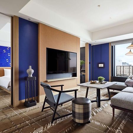 Hyatt Centric Kanazawa Dış mekan fotoğraf A suite at the hotel