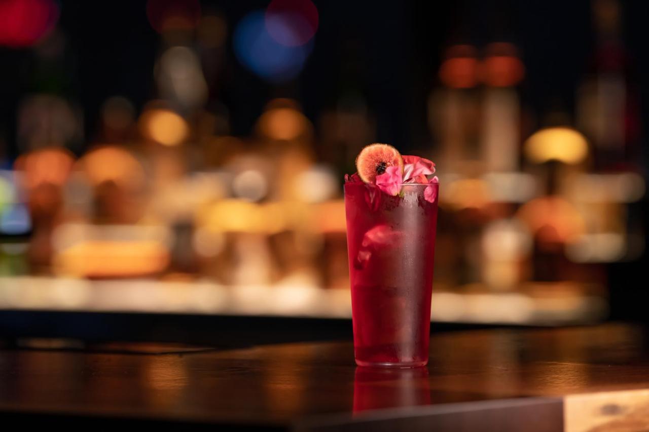 Hyatt Centric Kanazawa Dış mekan fotoğraf A Sea Breeze cocktail
